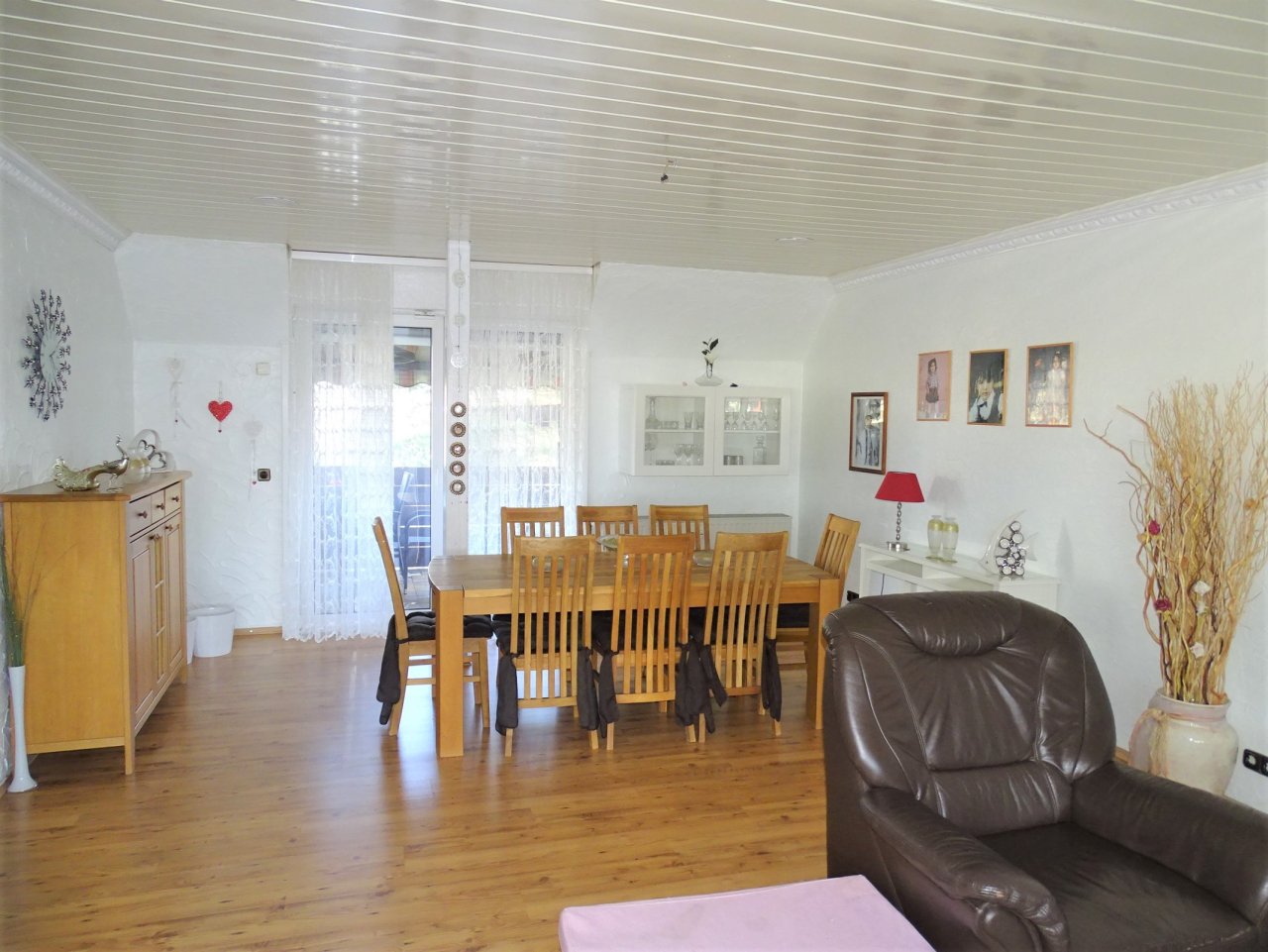 Mehrfamilienhaus mit lukrativer Gewerbefläche und viel Potenzial!