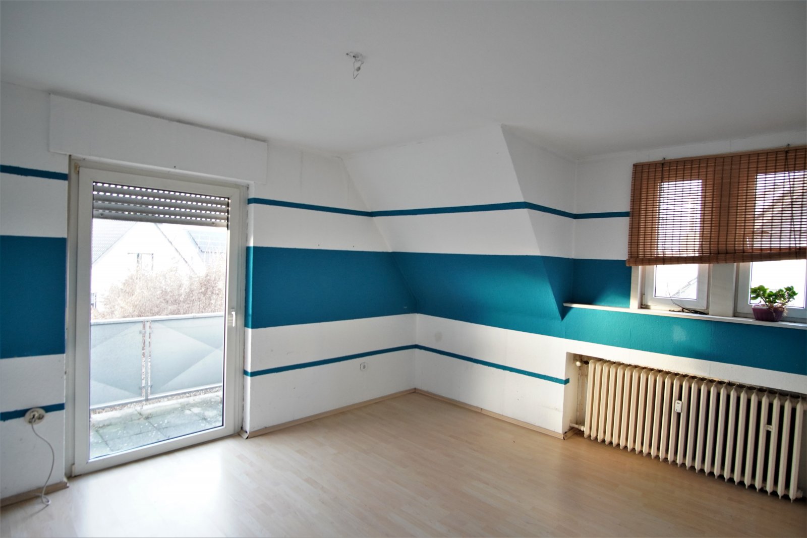 Mehrgenerationenhaus in zentrumsnaher und guter Lage sucht neuen Anschluss an freundliche Familie!