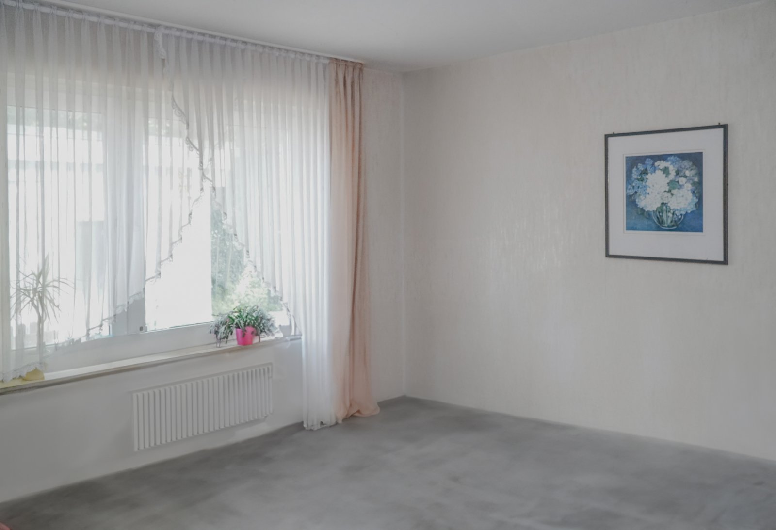 Einfamilienhaus mit viel Potenzial auf ca. 2.500 m² Grundstück!