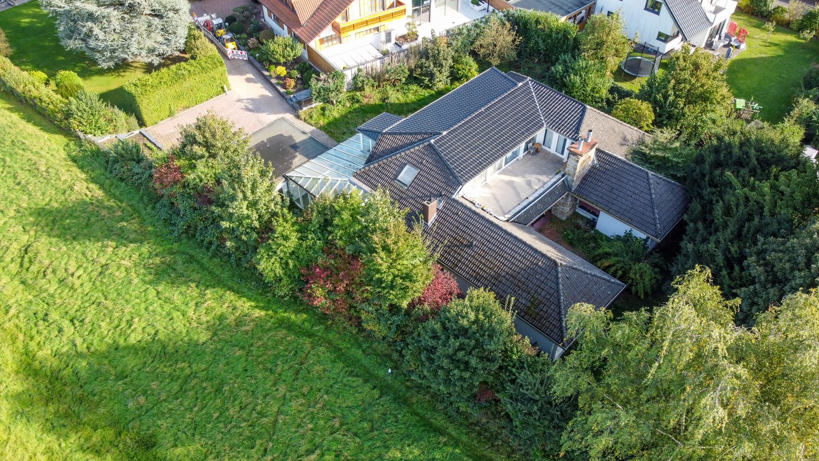 Haus im Haus: Moderne, großzügige Erdgeschosswohnung in Top-Lage am Sielpark – sofort bezugsbereit!