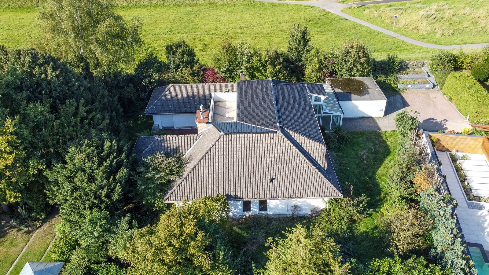 Haus im Haus: Moderne, großzügige Erdgeschosswohnung in Top-Lage am Sielpark – sofort bezugsbereit!