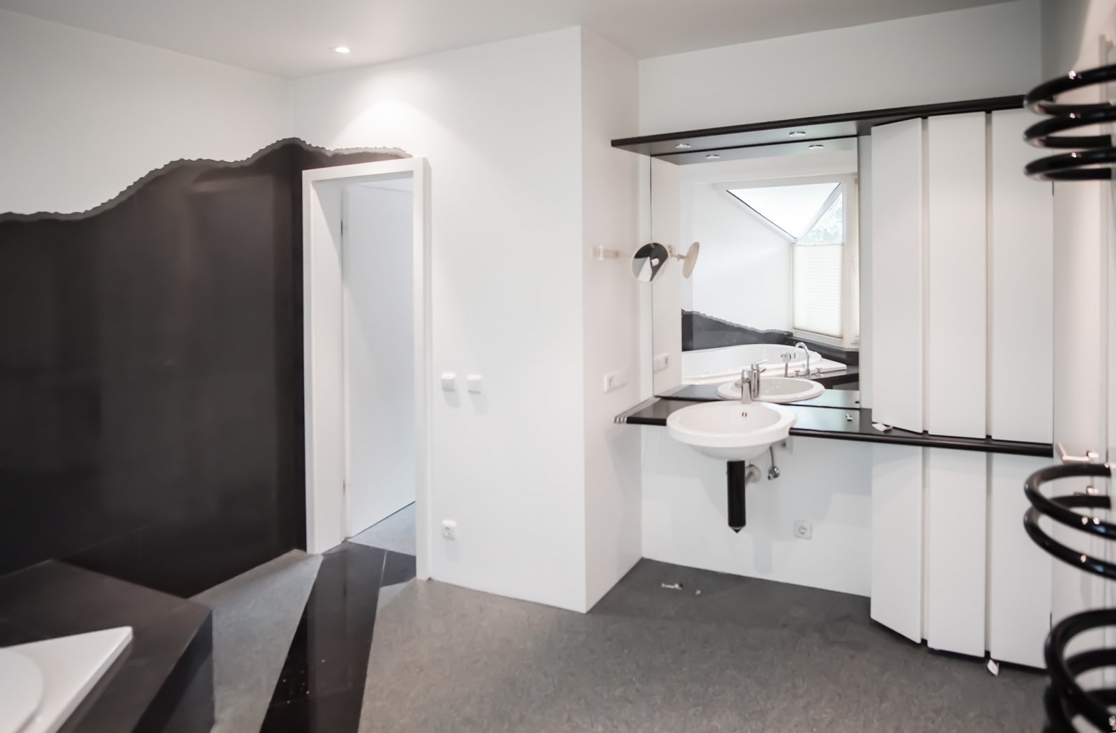 Haus im Haus: Moderne, großzügige Erdgeschosswohnung in Top-Lage am Sielpark – sofort bezugsbereit!