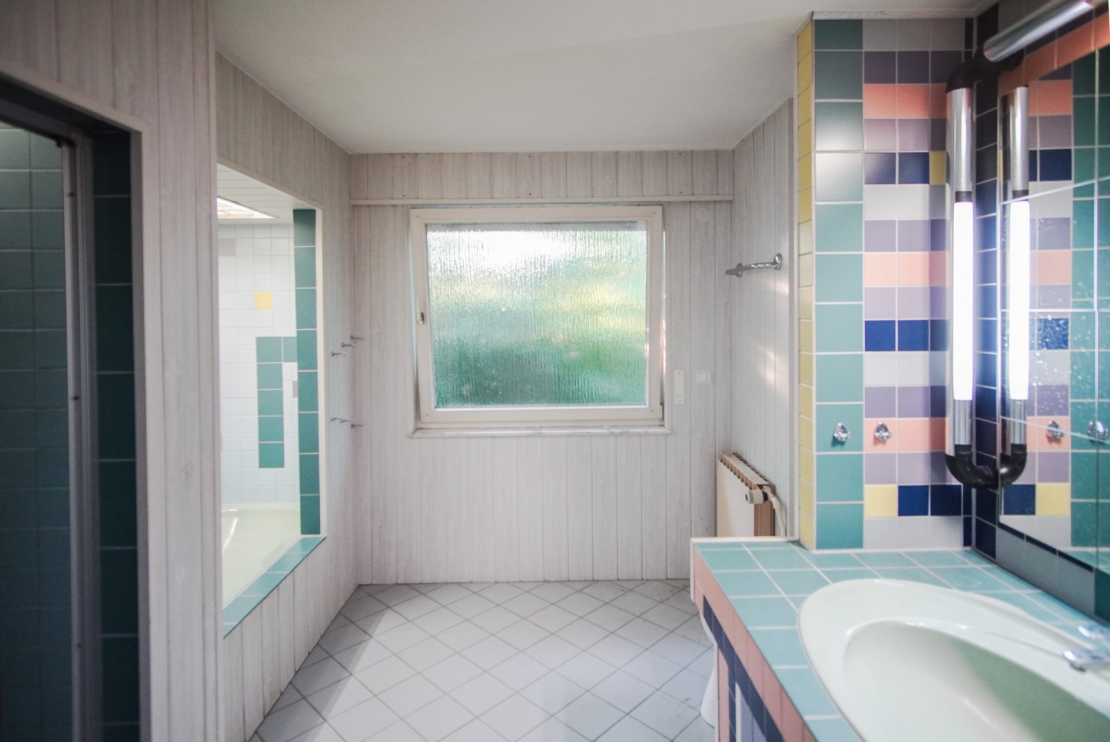 Haus im Haus: Moderne, großzügige Erdgeschosswohnung in Top-Lage am Sielpark – sofort bezugsbereit!