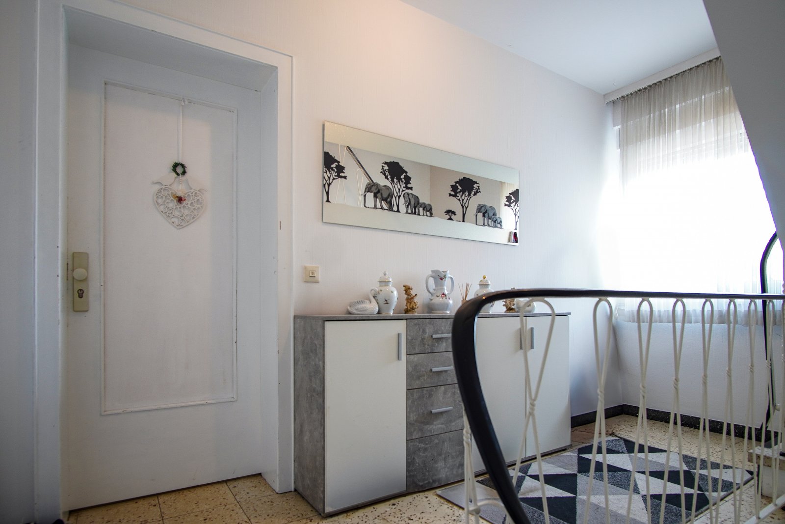 Solides Renditeobjekt – Wohn- und Geschäftshaus mit Anbaupotenzial und Photovoltaik