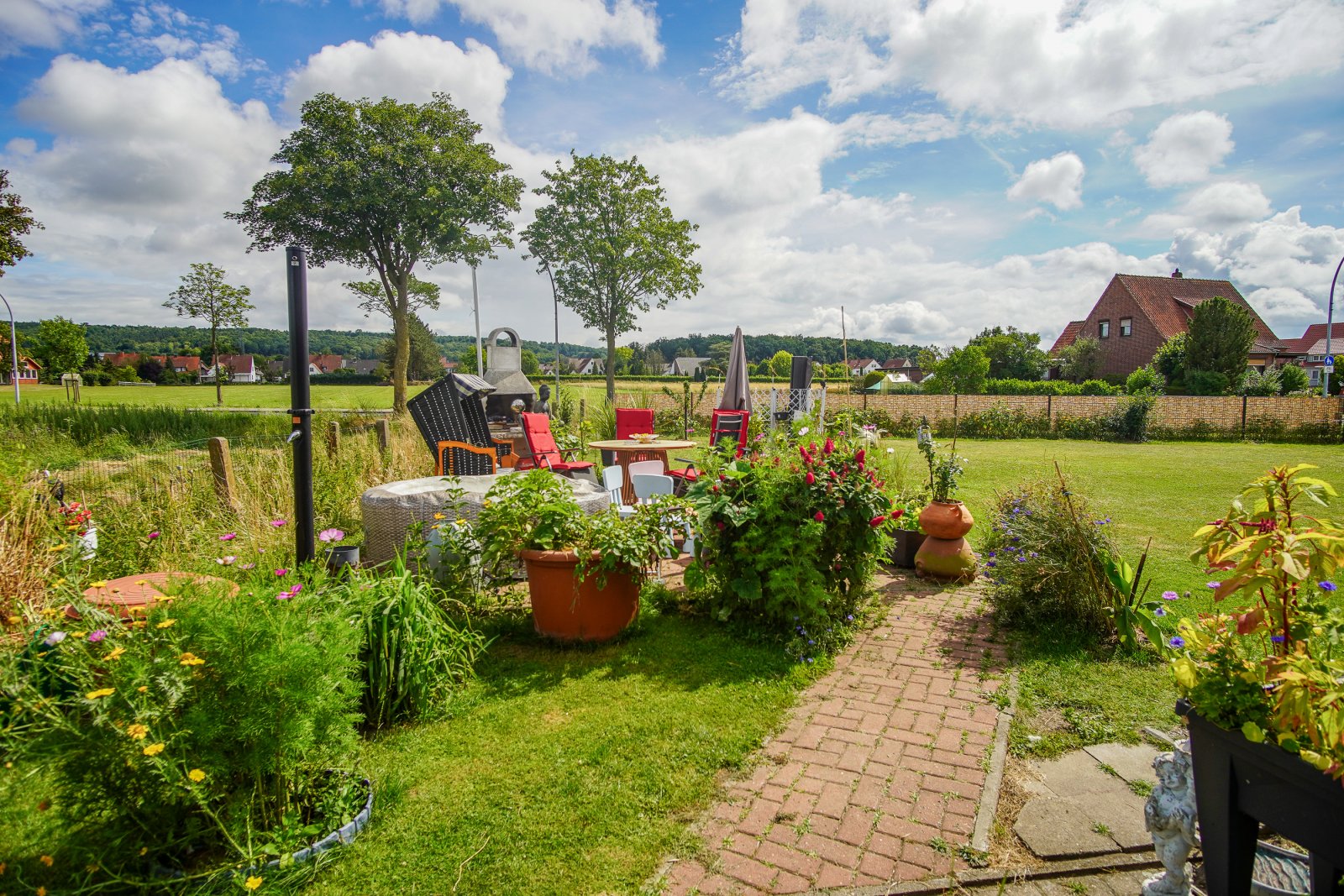 Wohngenuss mit Charme - gepflegtes Ein- bis Zweifamilienhaus mit Wintergarten