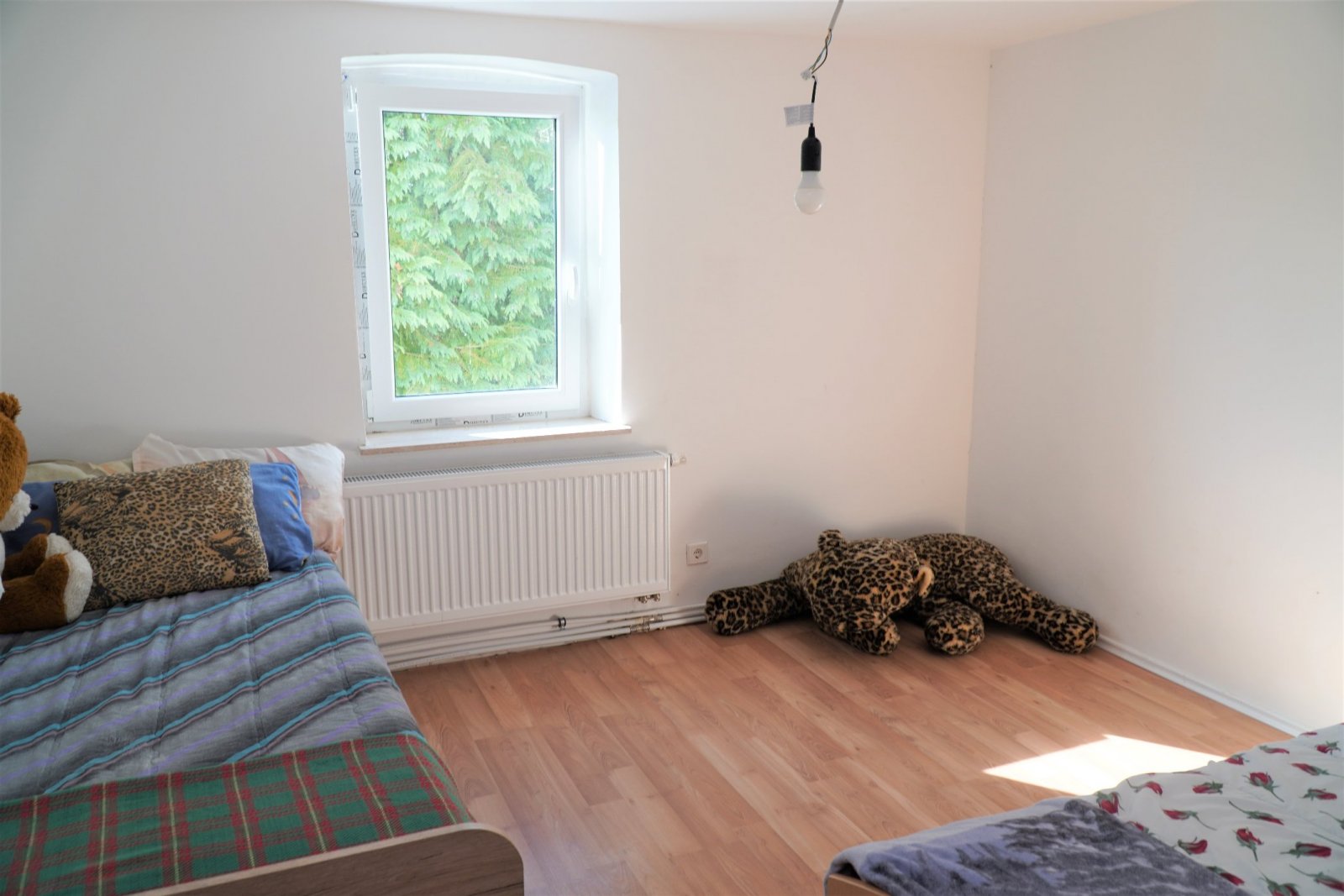 Ideal für Großfamilien! Gepflegtes 2 Familienhaus mit großem Grundstück ca. 2000 m²