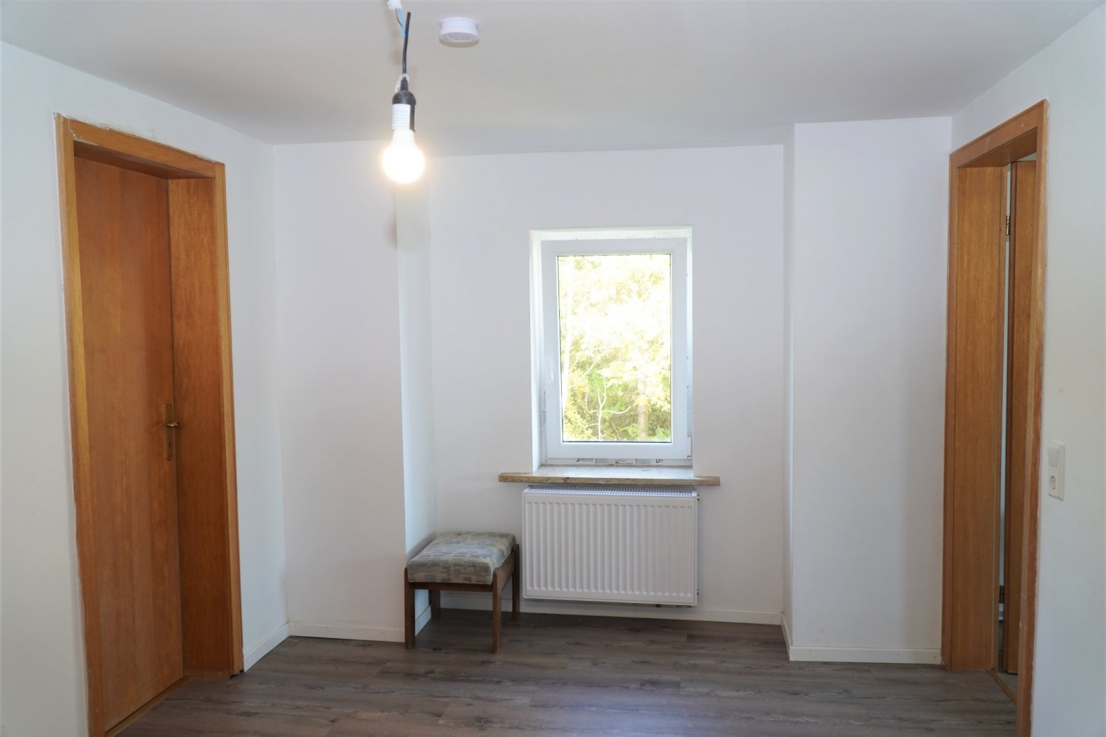 Ideal für Großfamilien! Gepflegtes 2 Familienhaus mit großem Grundstück ca. 2000 m²