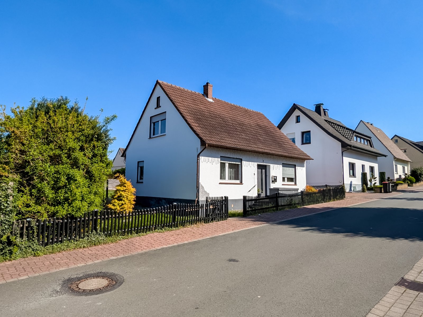 Freistehendes Einfamilienhaus in Sackgassenlage - ruhig, zentral, familienfreundlich