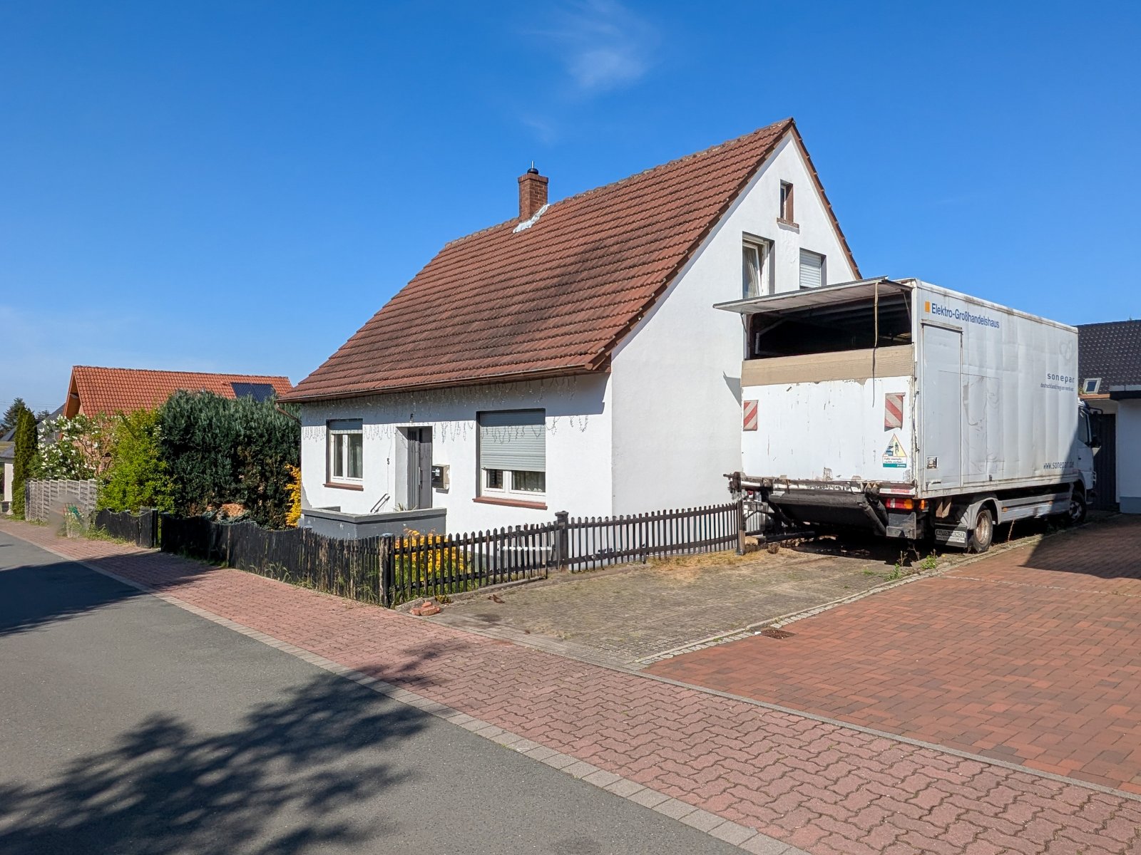 Freistehendes Einfamilienhaus in Sackgassenlage - ruhig, zentral, familienfreundlich