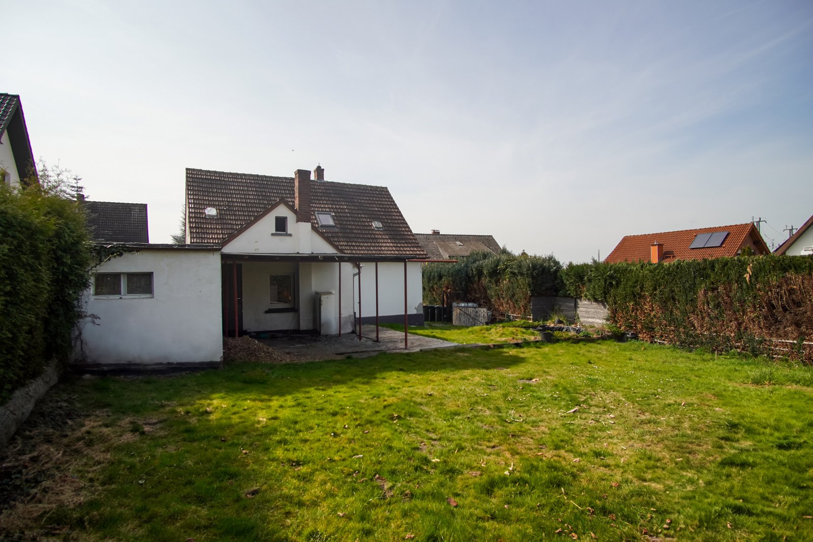 Freistehendes Einfamilienhaus in Sackgassenlage - ruhig, zentral, familienfreundlich