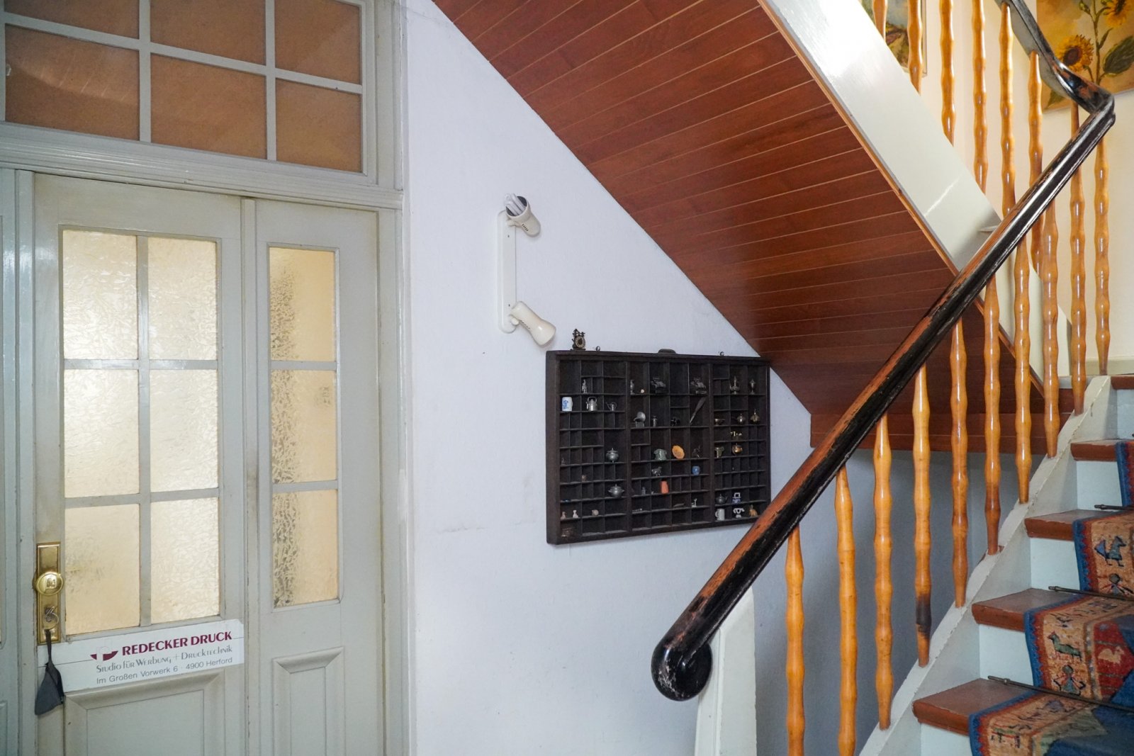 Attraktives Mehrfamilienwohnhaus mit zentralem Standort und weitläufigem Garten