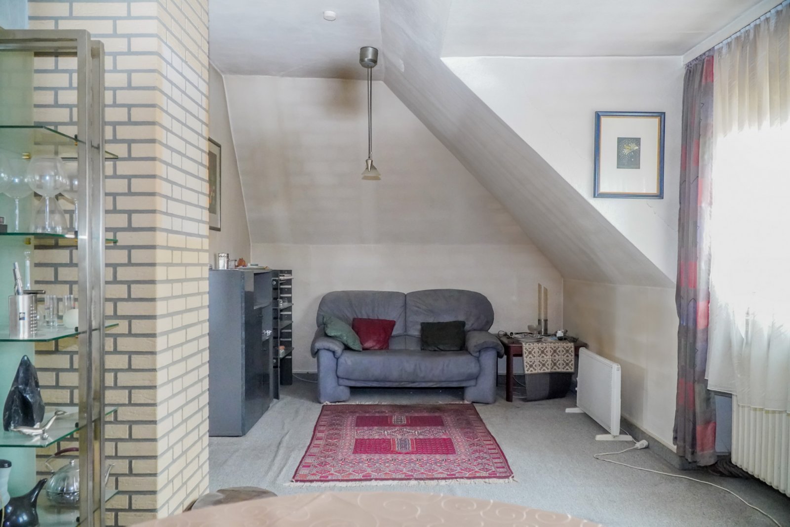 Attraktives Mehrfamilienwohnhaus mit zentralem Standort und weitläufigem Garten