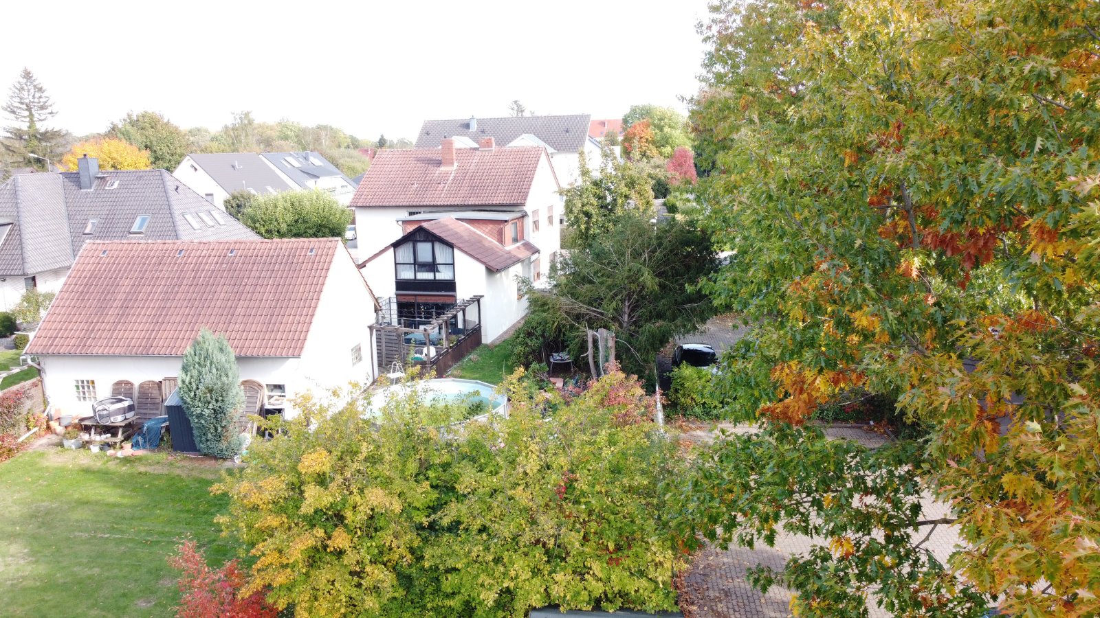 Großfamilien aufgepasst! Zweigeschossiges 1-2 Familienhaus mit Ausbaureserve in zentraler Lage