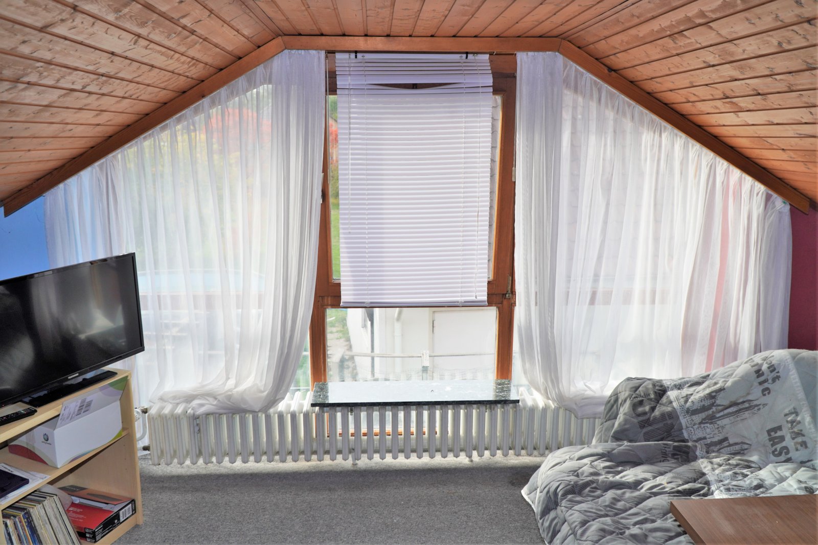 Großfamilien aufgepasst! Zweigeschossiges 1-2 Familienhaus mit Ausbaureserve in zentraler Lage