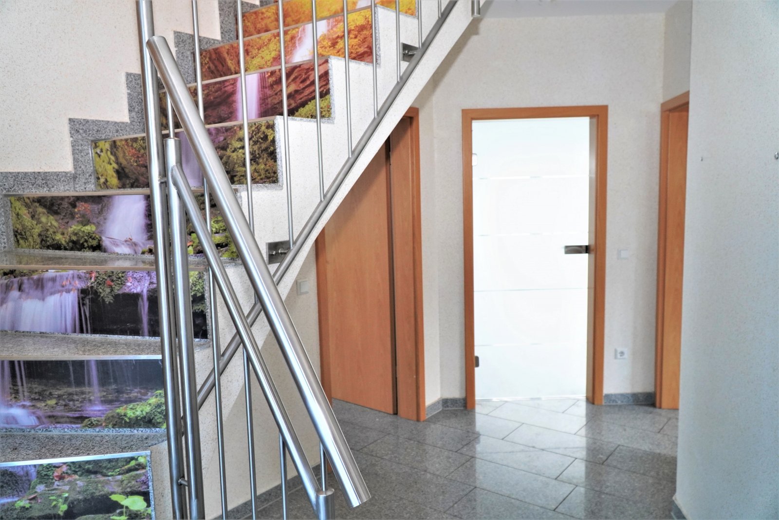 Im neuen Jahr Träume erfüllen - Schickes EFH + Garage + Garten - in gewachsener ruhiger Wohnlage