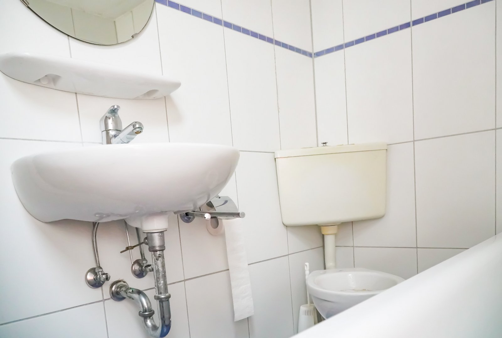 Investoren aufgepasst!  Mehrfamilienhaus mit 4 WE + Büro + Lager - Ideal für Handwerksbetriebe