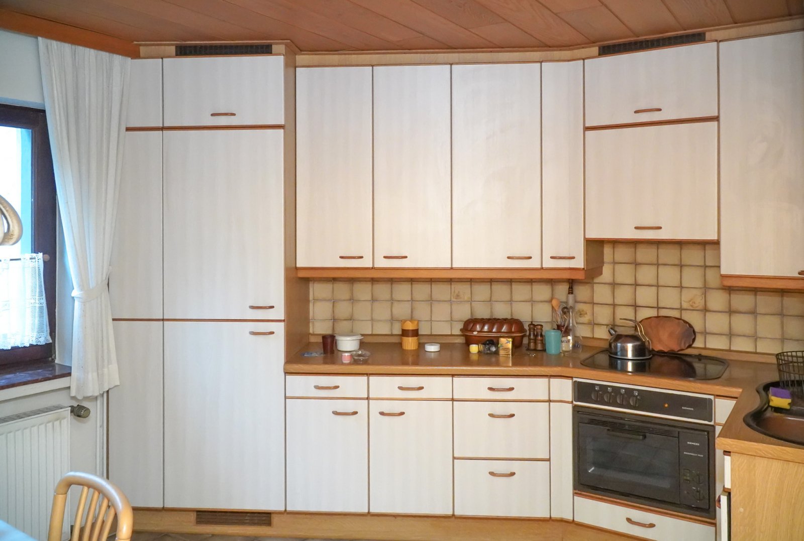 Investoren aufgepasst!  Mehrfamilienhaus mit 4 WE + Büro + Lager - Ideal für Handwerksbetriebe