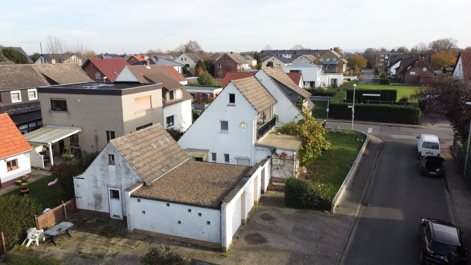 1-2 Familienhaus in guter und ruhiger Lage   +++ PROVISIONSFREI  +++