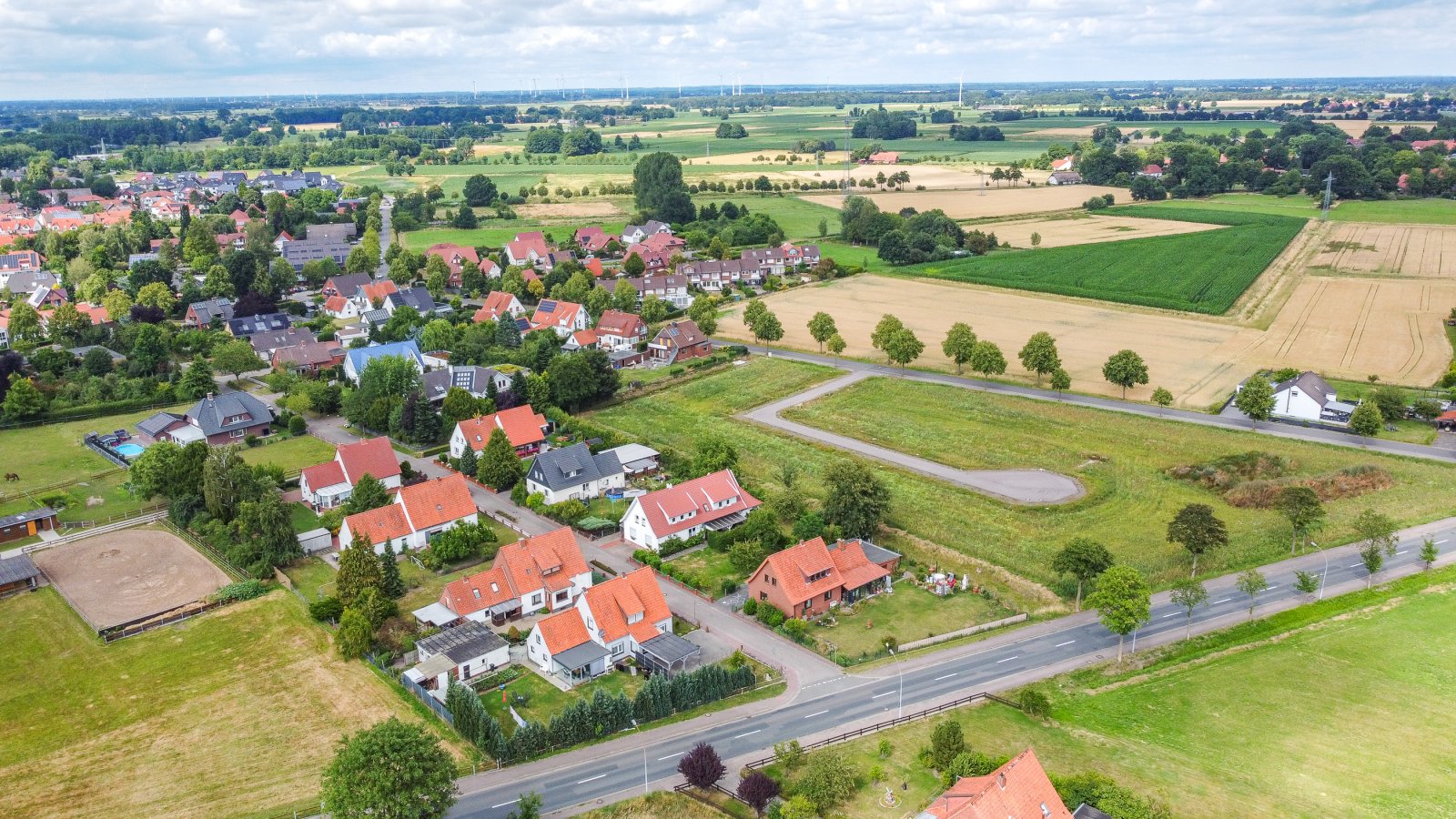 Wohngenuss mit Charme - gepflegtes Ein- bis Zweifamilienhaus mit Wintergarten