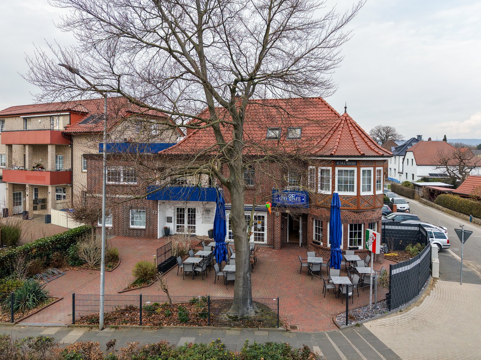 Etabliertes Eiscafé mit Pizzeria – vollständig ausgestattet &amp; sofort betriebsbereit