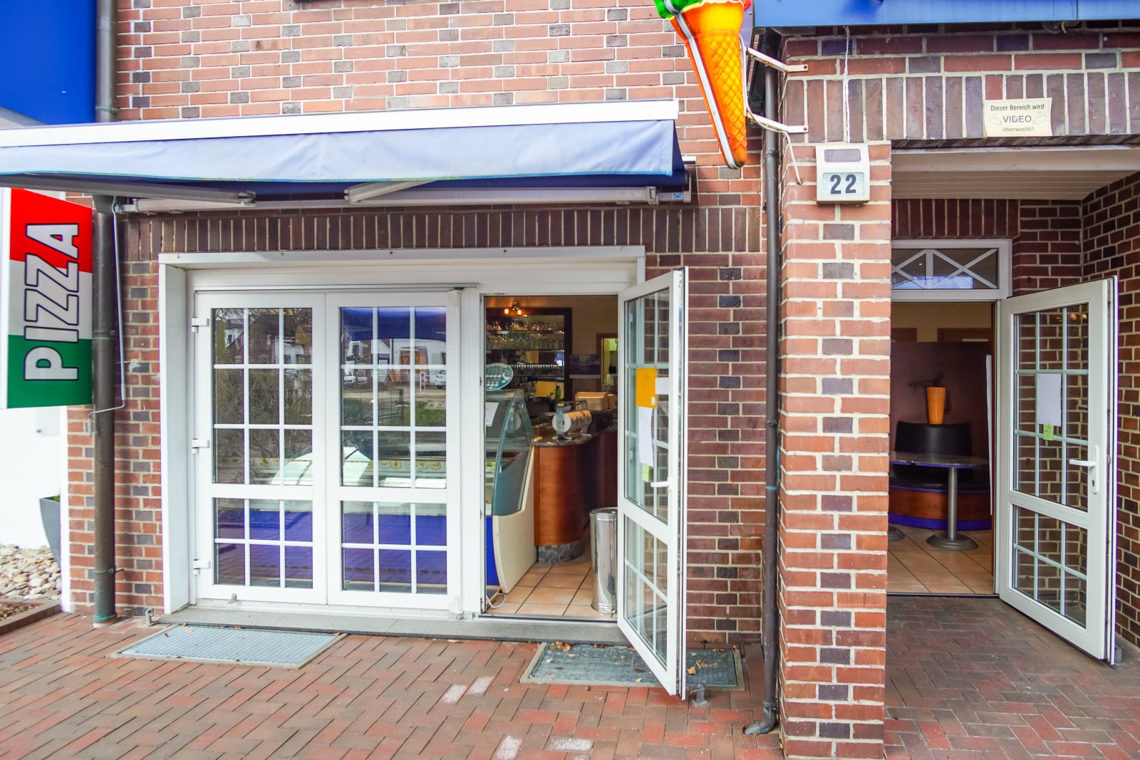Etabliertes Eiscafé mit Pizzeria – vollständig ausgestattet &amp; sofort betriebsbereit