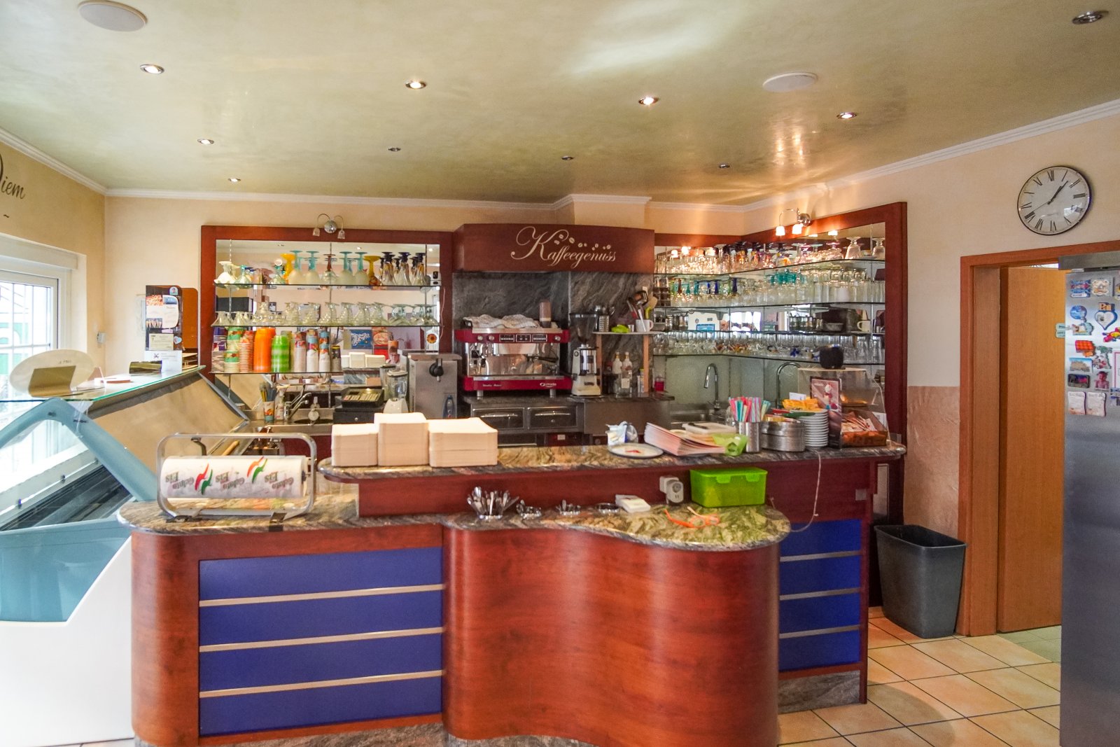 Etabliertes Eiscafé mit Pizzeria – vollständig ausgestattet &amp; sofort betriebsbereit