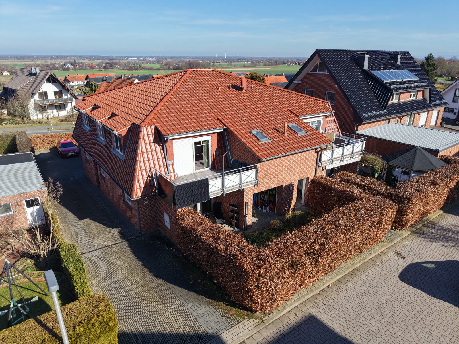 Gepflegtes Mehrfamilienhaus als attraktive Kapitalanlage in gewachsenem Wohnumfeld