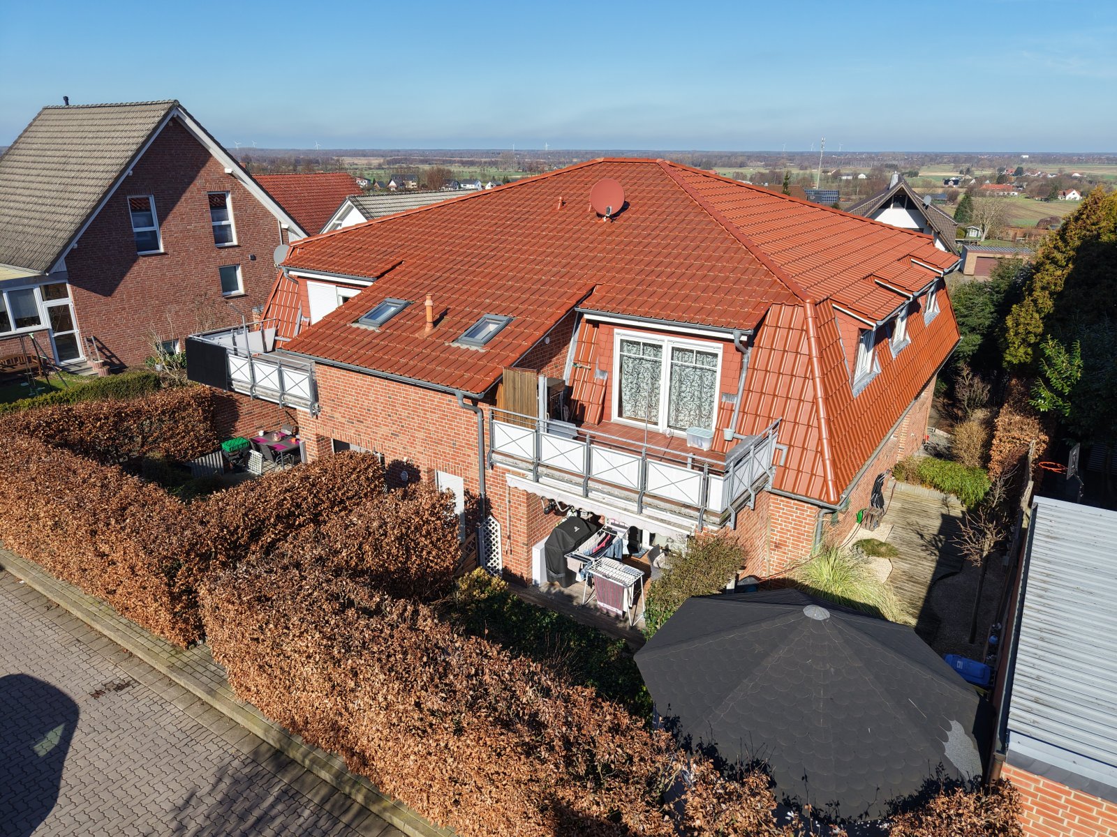 Gepflegtes Mehrfamilienhaus als attraktive Kapitalanlage in gewachsenem Wohnumfeld