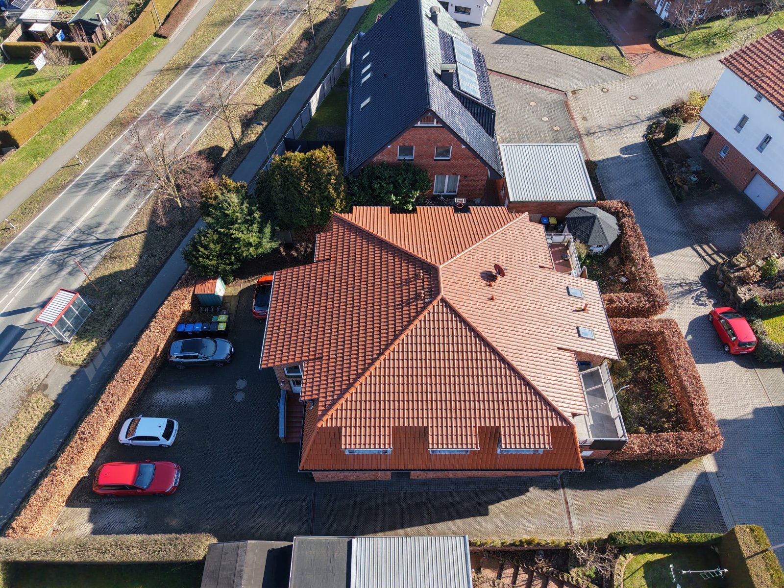 Gepflegtes Mehrfamilienhaus als attraktive Kapitalanlage in gewachsenem Wohnumfeld