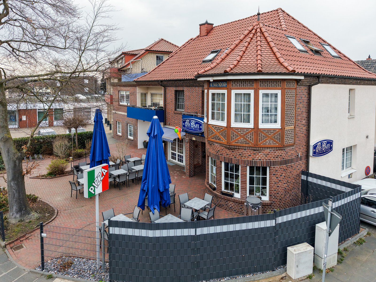 Etabliertes Eiscafé mit Pizzeria – vollständig ausgestattet &amp; sofort betriebsbereit