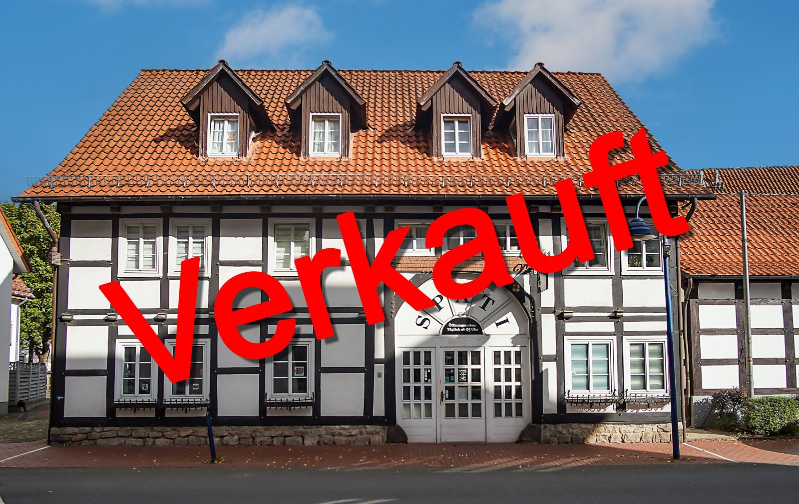 Top-Investment in Citylage – MFH mit Gewerbe in Massivbauweise mit attraktiver Fachwerkverblendung