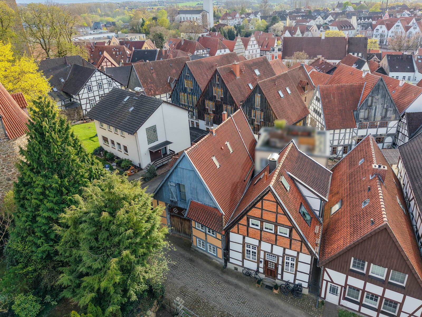 Historisches Fachwerkensemble mit exklusiver Kernsanierung, Aufzug & ELW im Herzen der Kurstadt