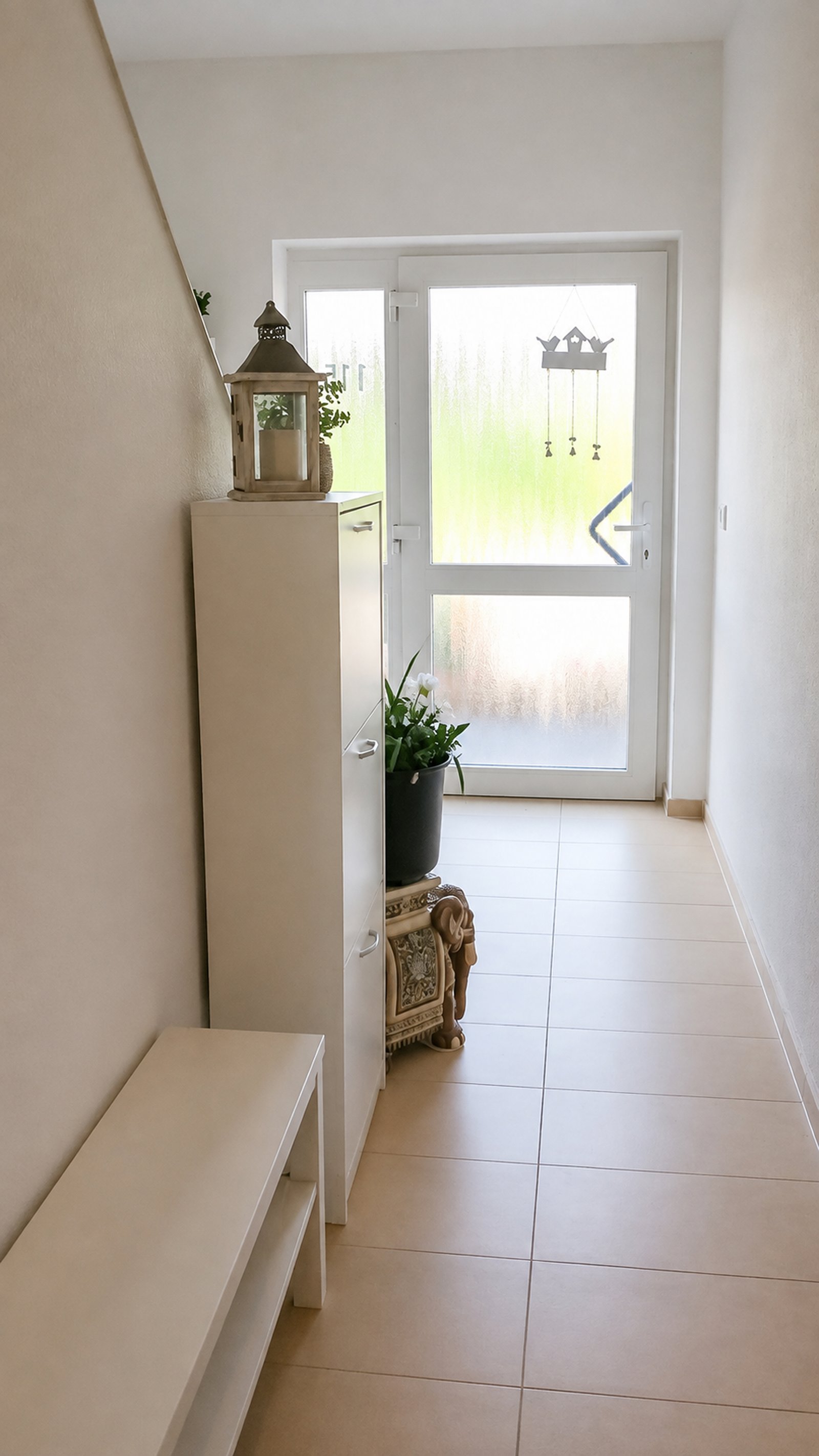 Wohnen, Vermieten & Entwickeln – Zweifamilienhaus mit Apartment und zusätzlichem Bestandsgebäude