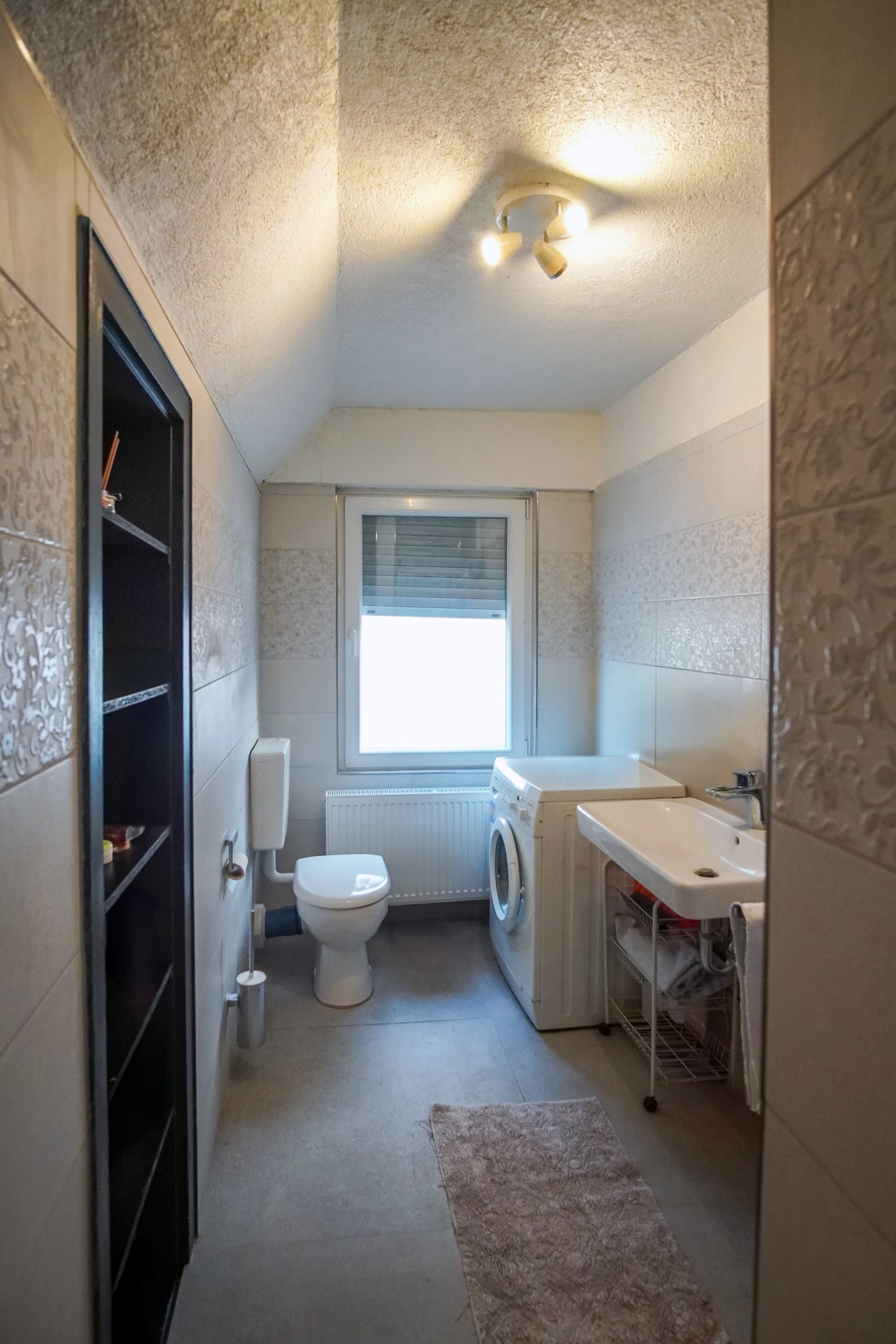 OG Badzimmer mit Dusche