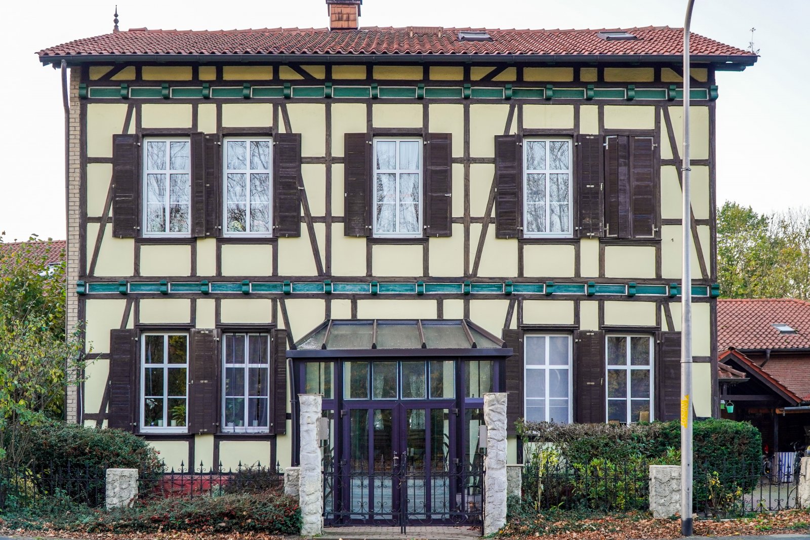 Straßenansicht Straßenansicht