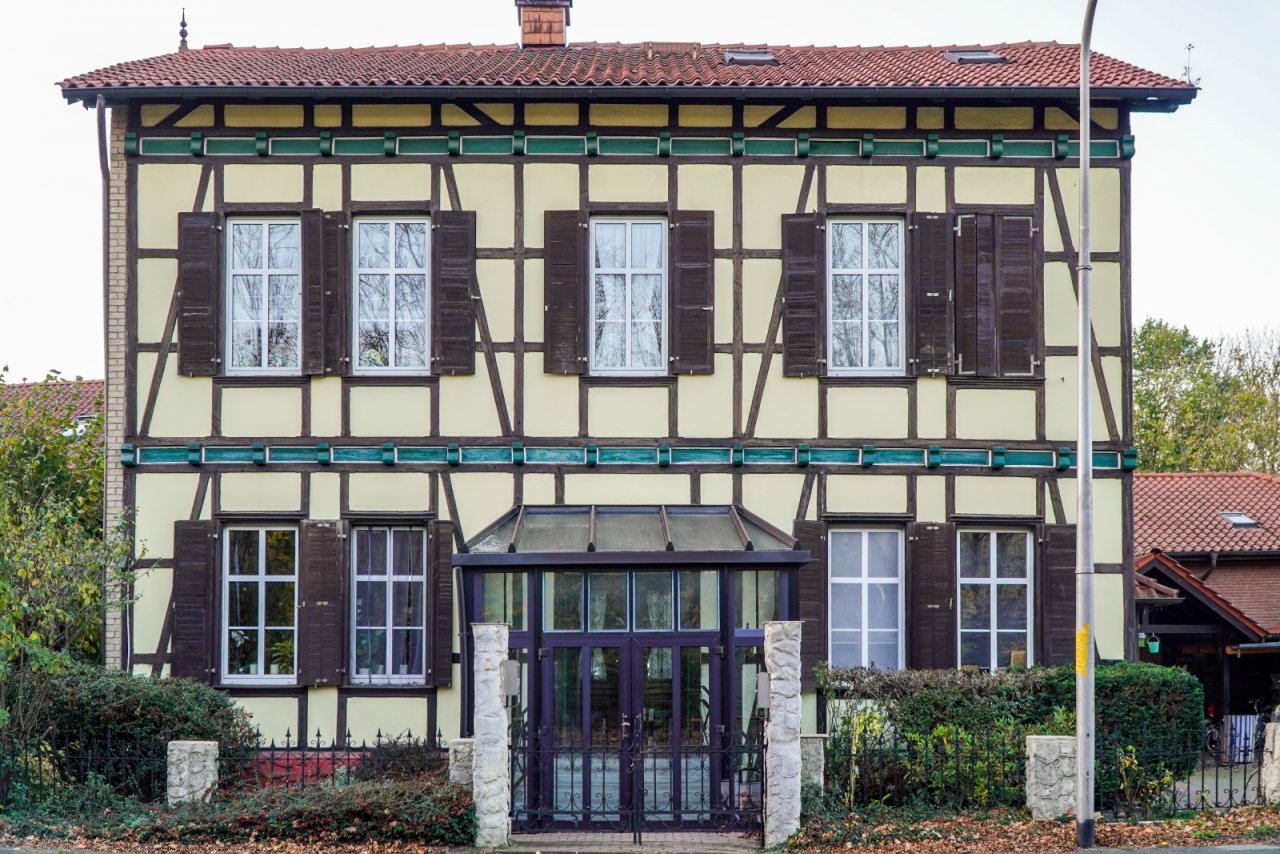 Straßenansicht Straßenansicht