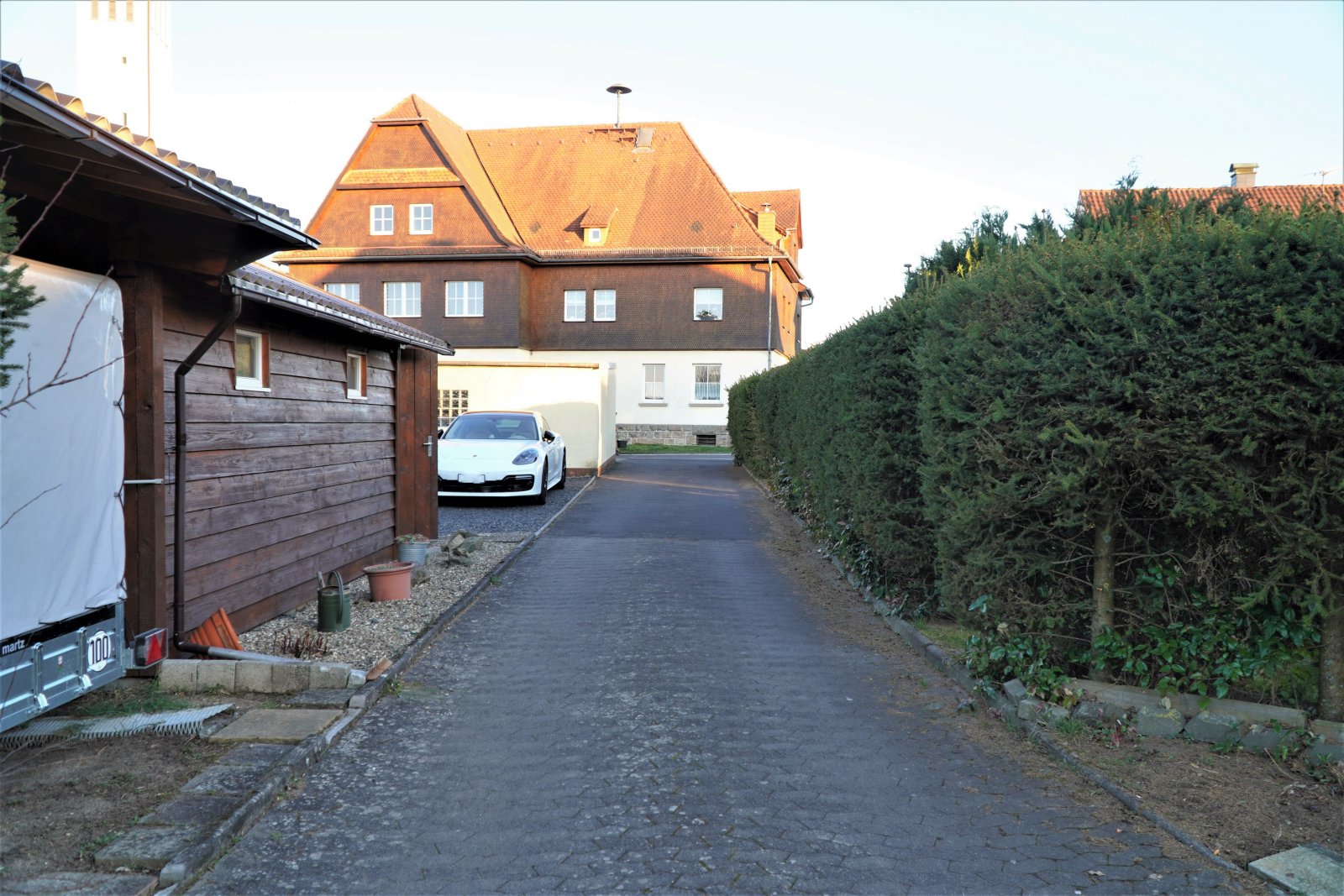 Zufahrt Zufahrt