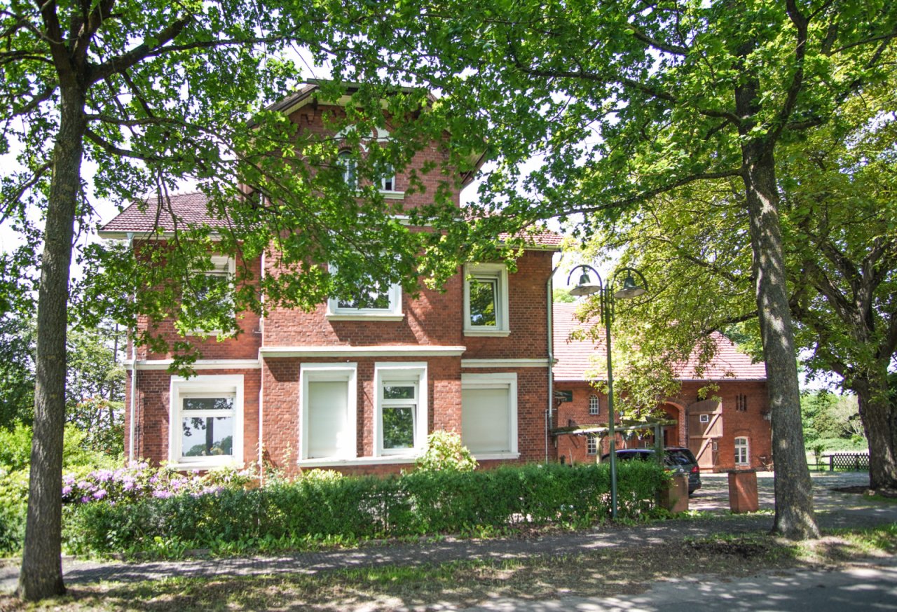 Straßenansicht Straßenansicht