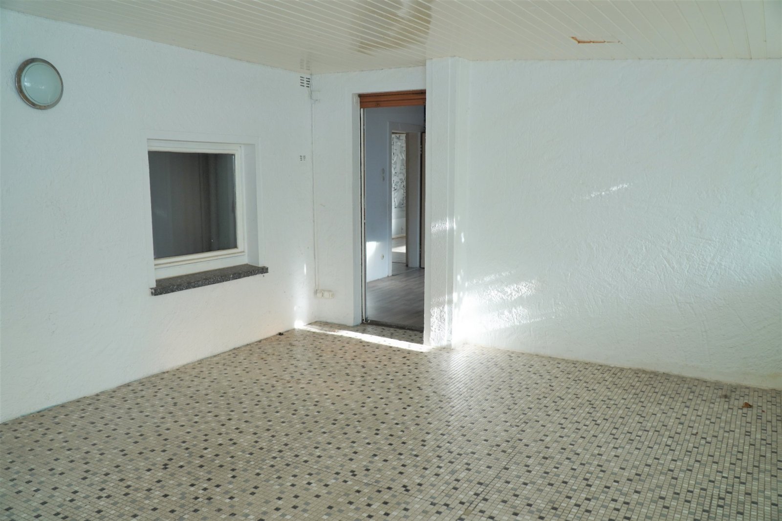 überdachte Terrasse