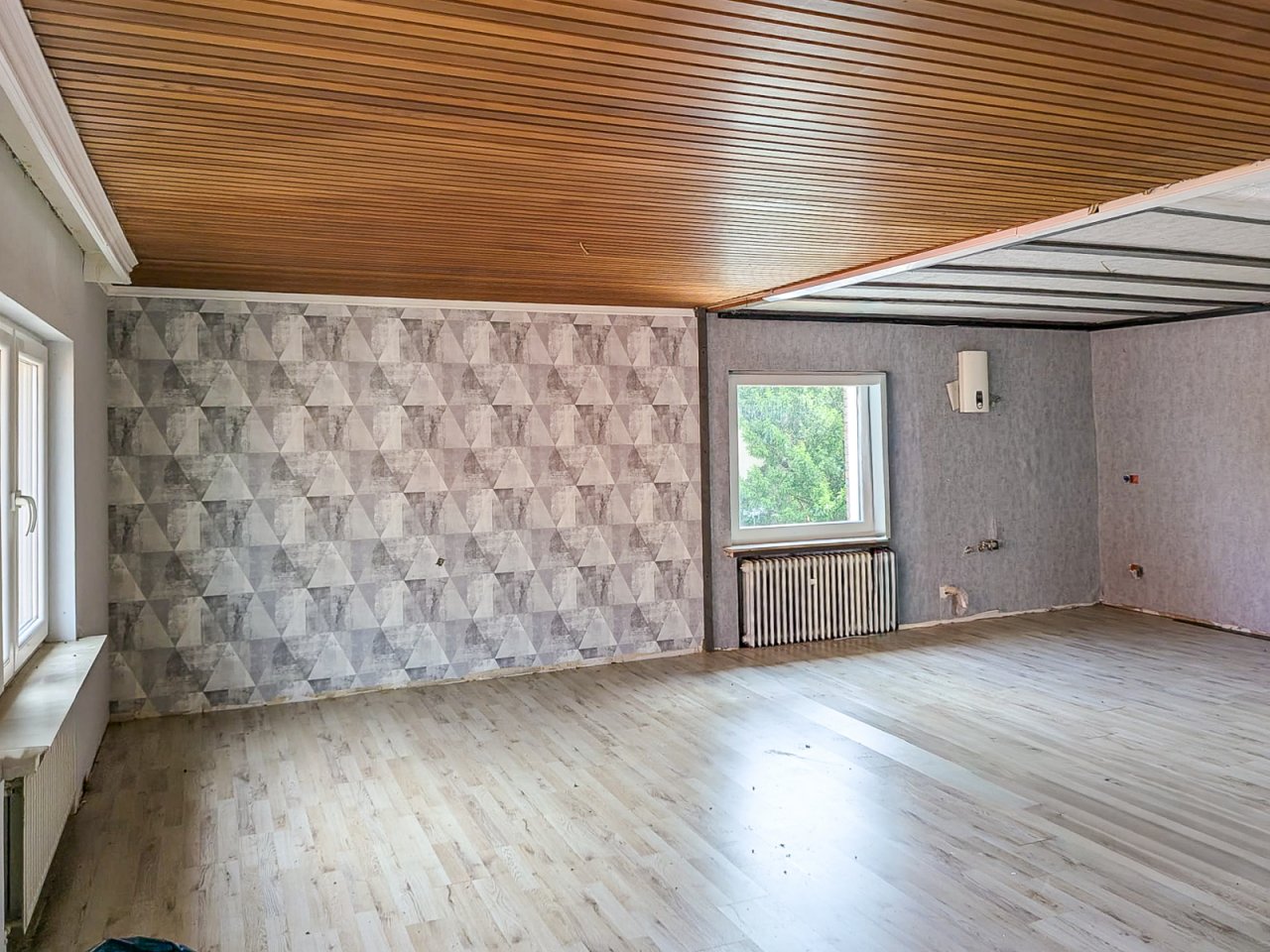 Wohnzimmer-Küche DG