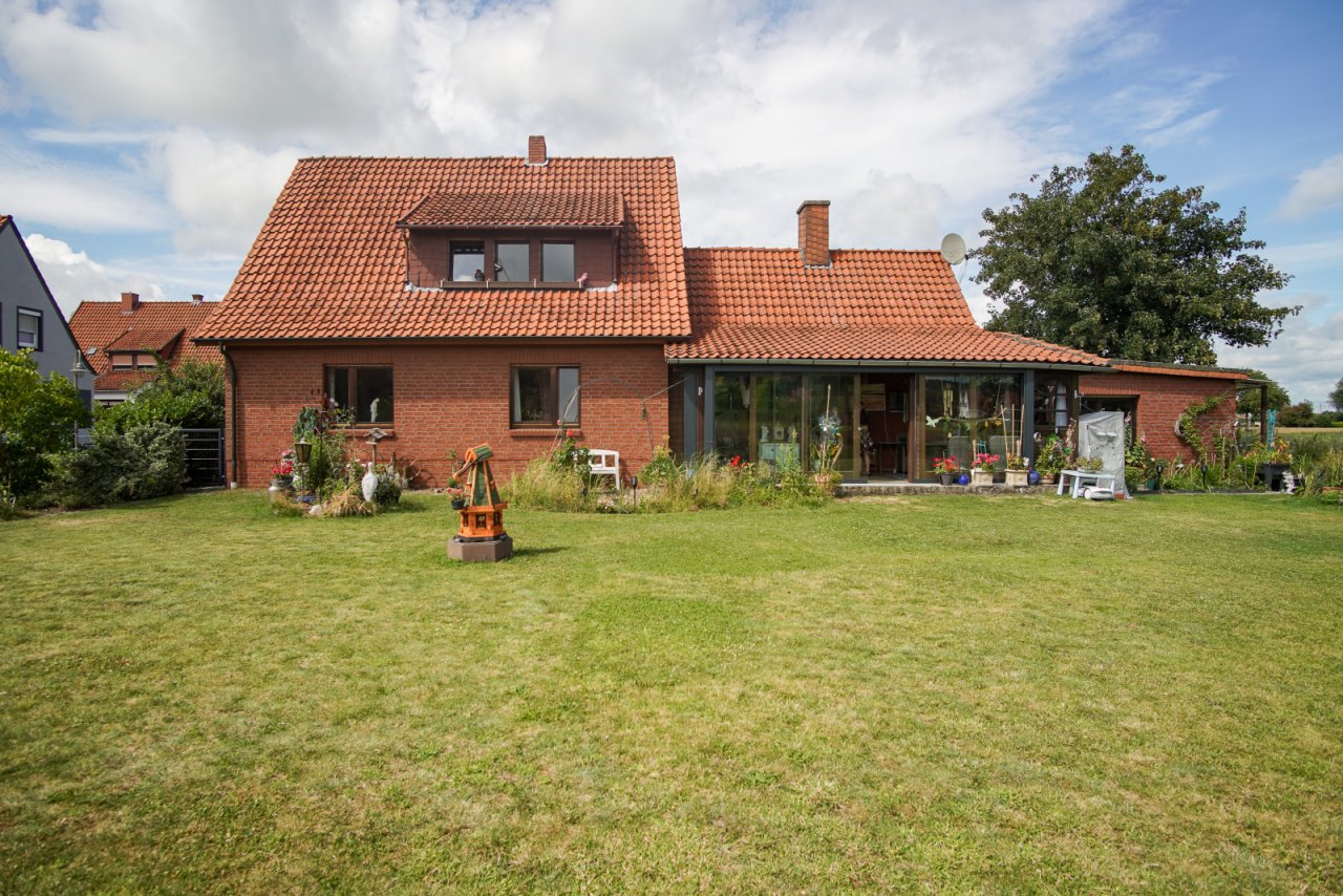 Seitenansicht - Gartenbereich