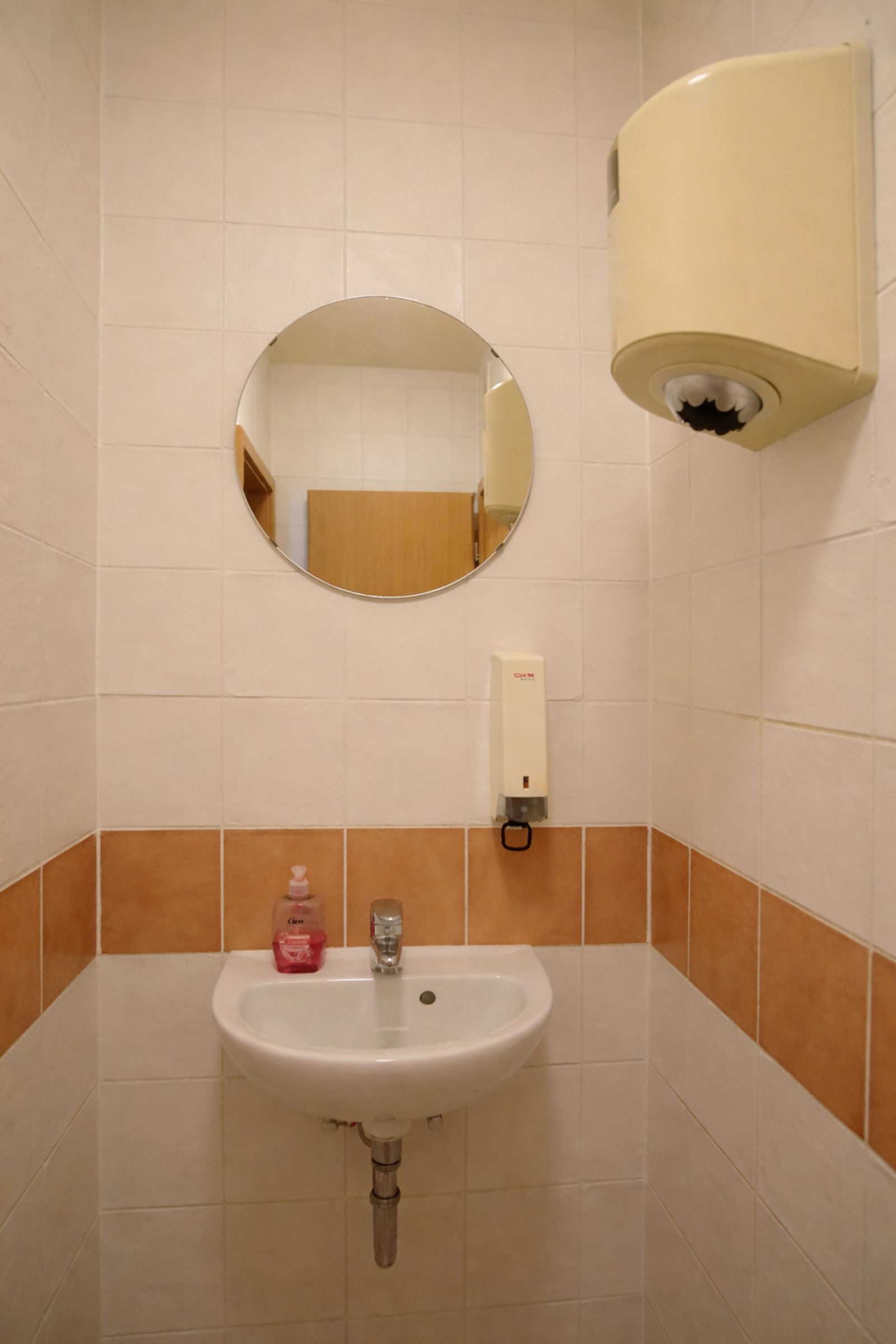 Sanitäre Anlagen Damen