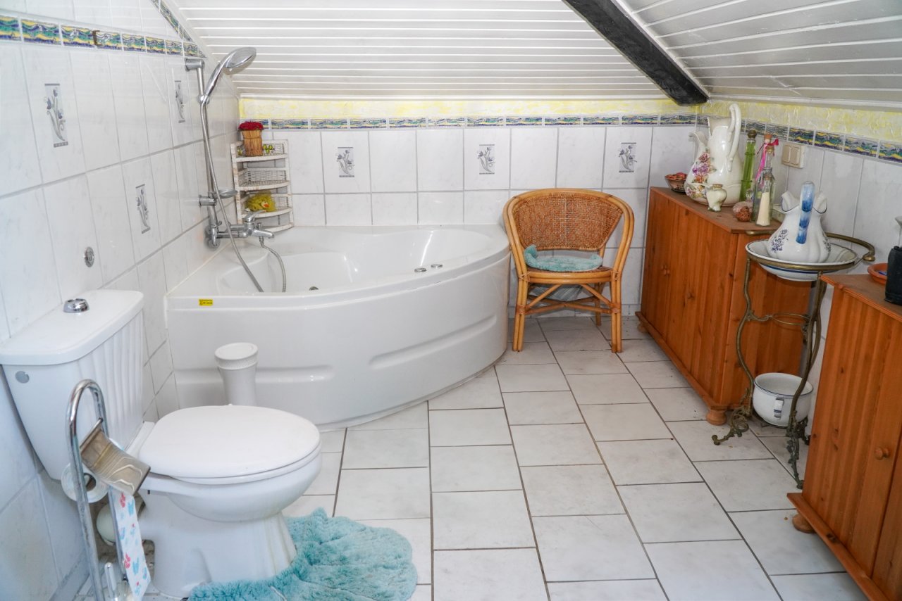 Badezimmer DG
