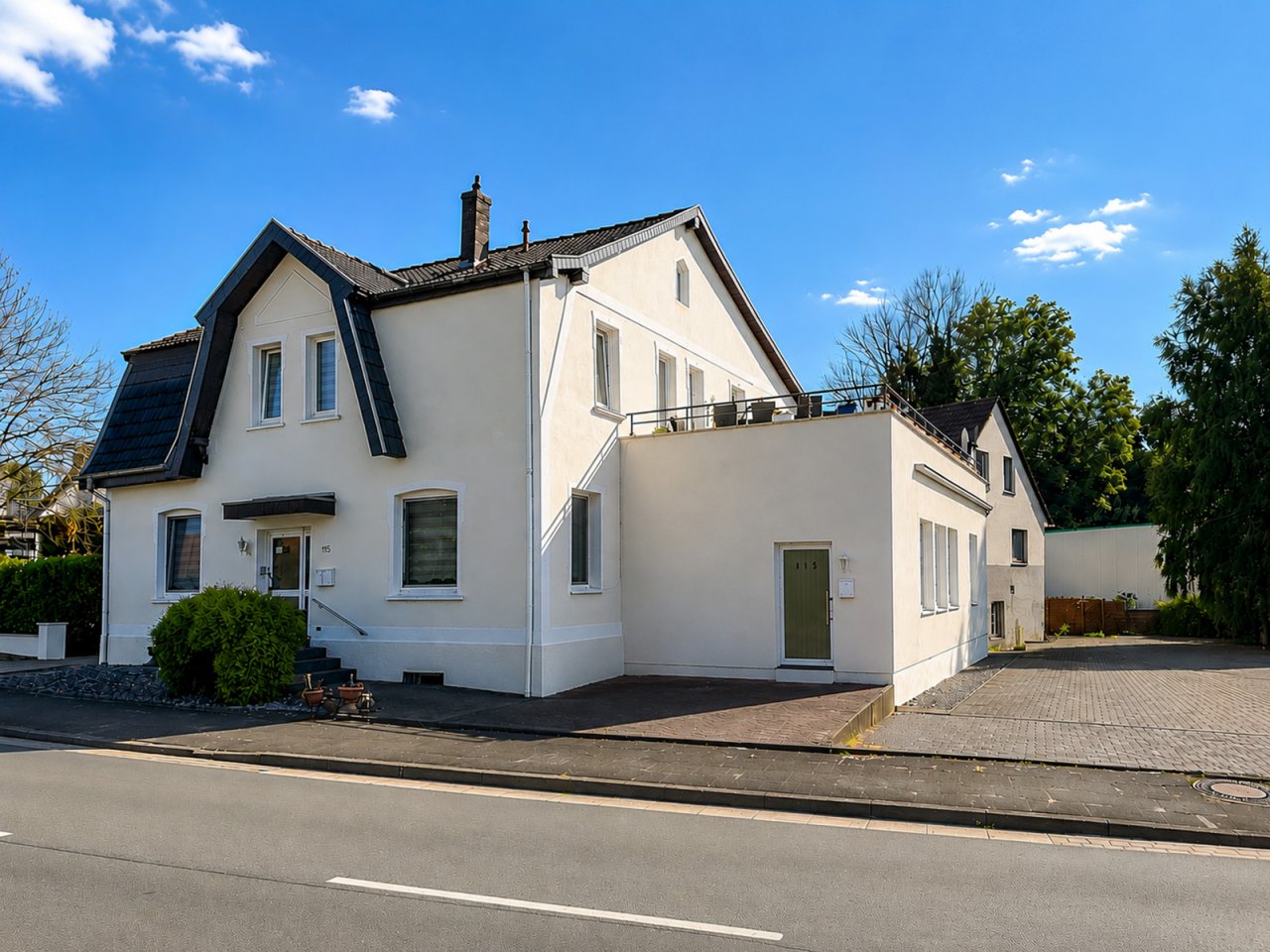 Ansicht - Vorderseite Ansicht - Vorderseite