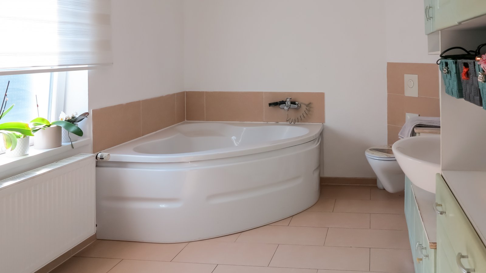 Wohnung OG - Bad Wohnung OG - Bad