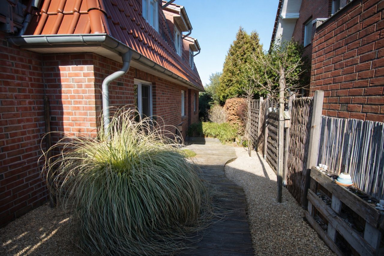 Garten - EG links Garten - EG links