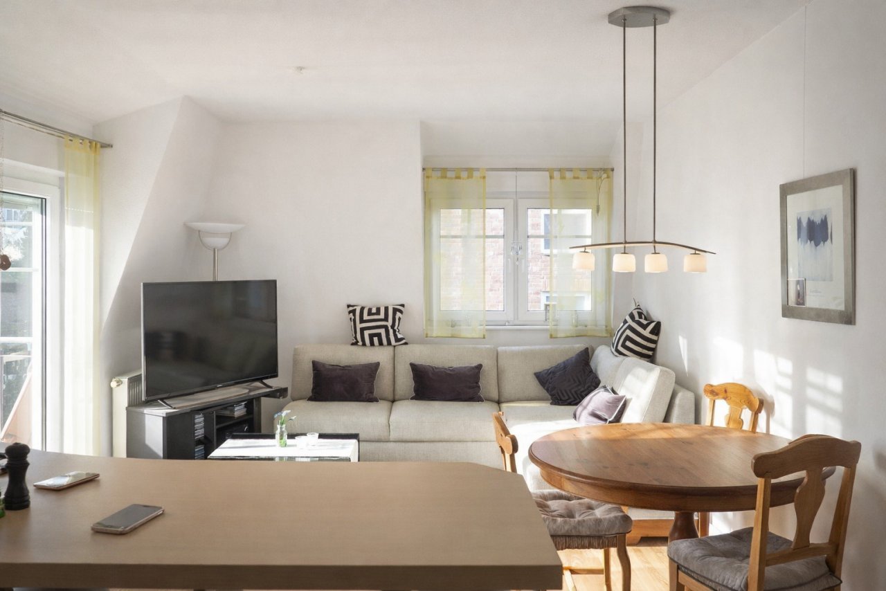 Wohnzimmer - DG rechts Wohnzimmer - DG rechts