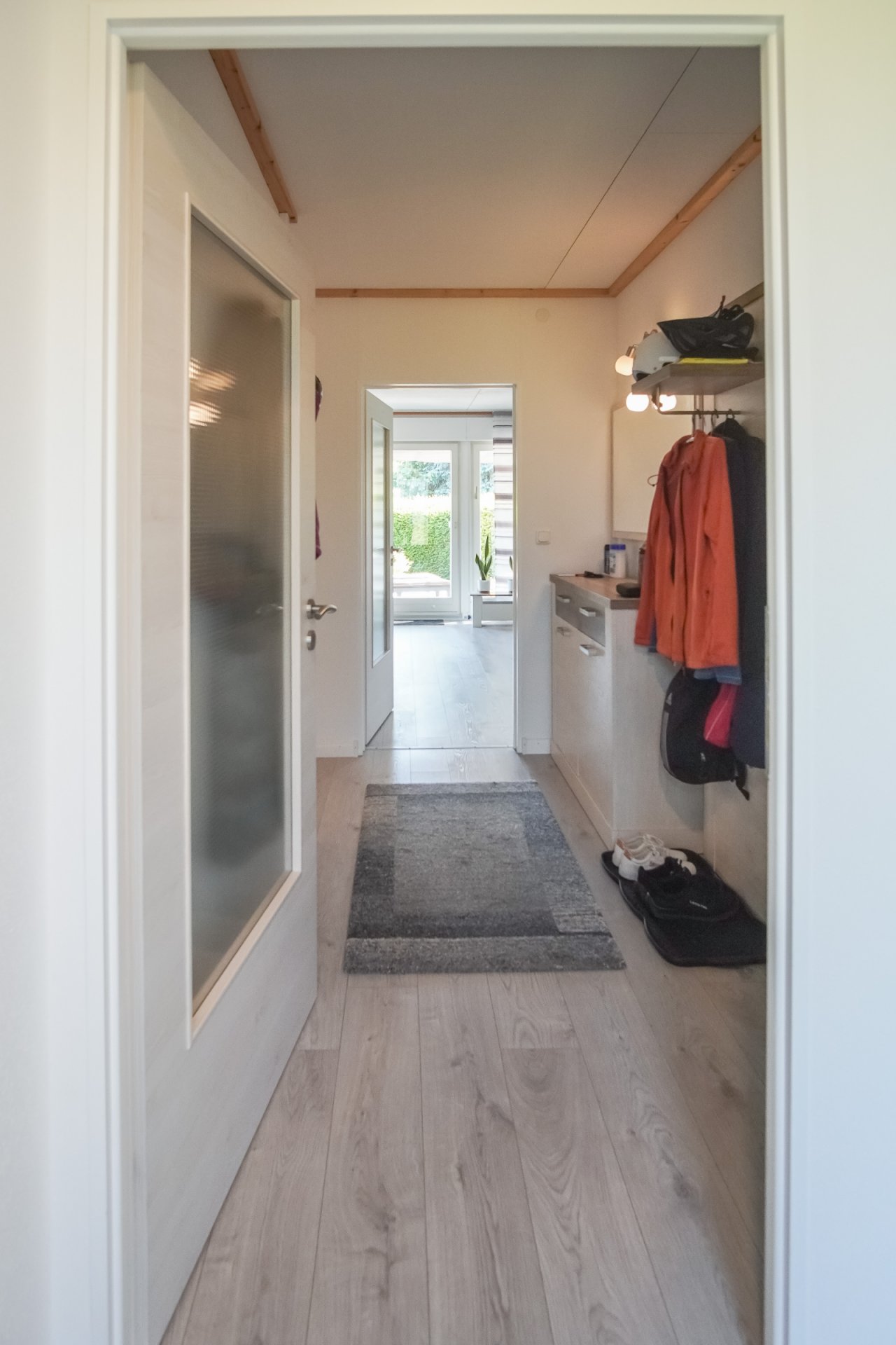 EG - Wohnungseingang, Diele