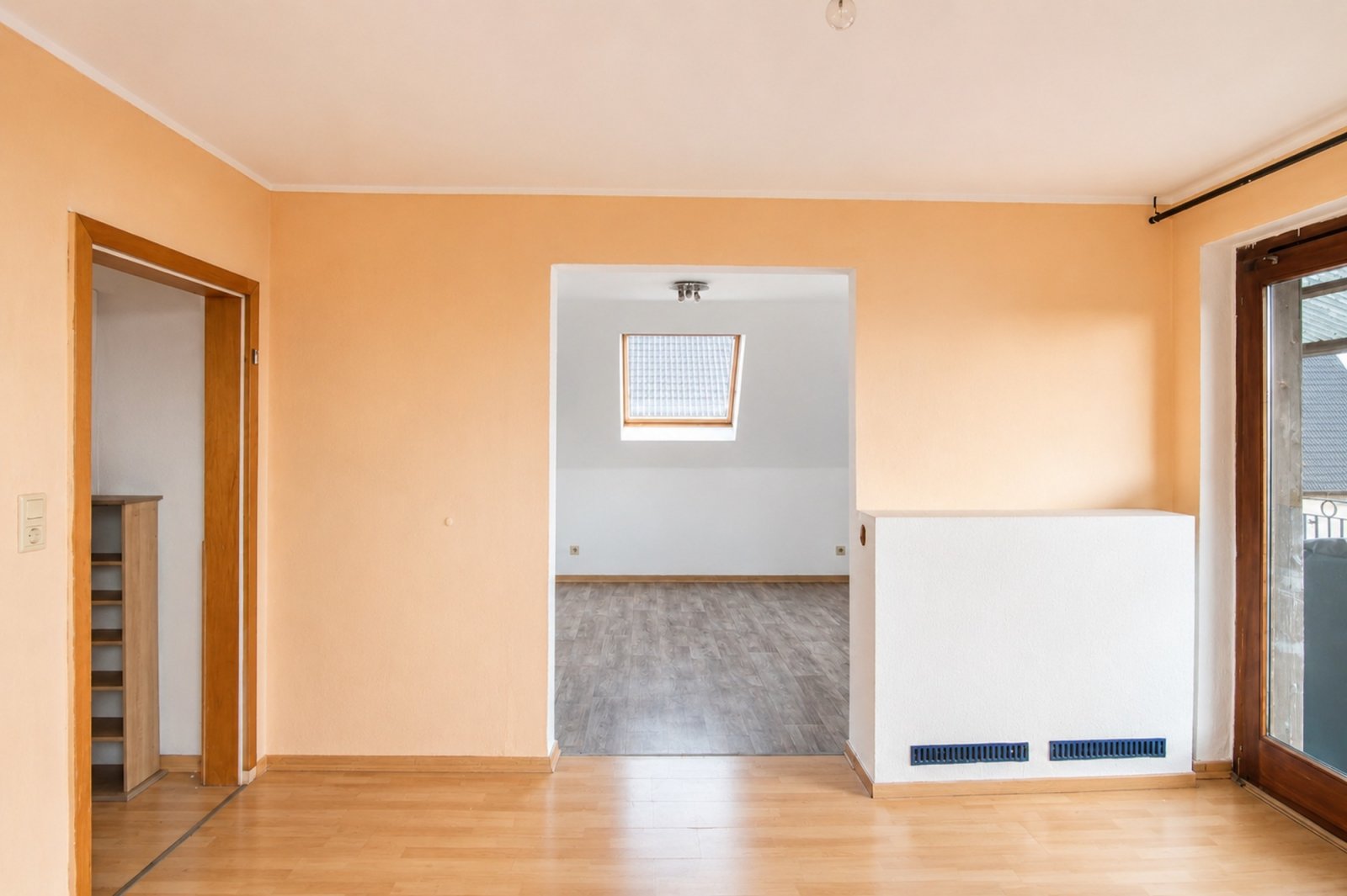 DG links - Wohnzimmer DG links - Wohnzimmer